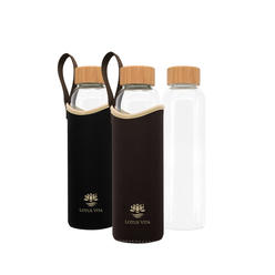 3 Lotus-Vita Glas-Trinkflaschen Bambus 580ml mit und ohne Hülle als Sammelbild
