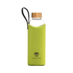 Lotus-Vita Glas-Trinkflasche 820ml mit Bambusdeckel und grüner Neoprenhülle