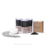 Jahresvorrat an Ersatzfiltern für einen Lotus Vita Wasserfilter, bestehend aus drei Filterkartuschen, einem Keramikfilter, Kalkfilterpads und einem Kalkfilter-Nachfüllset.
